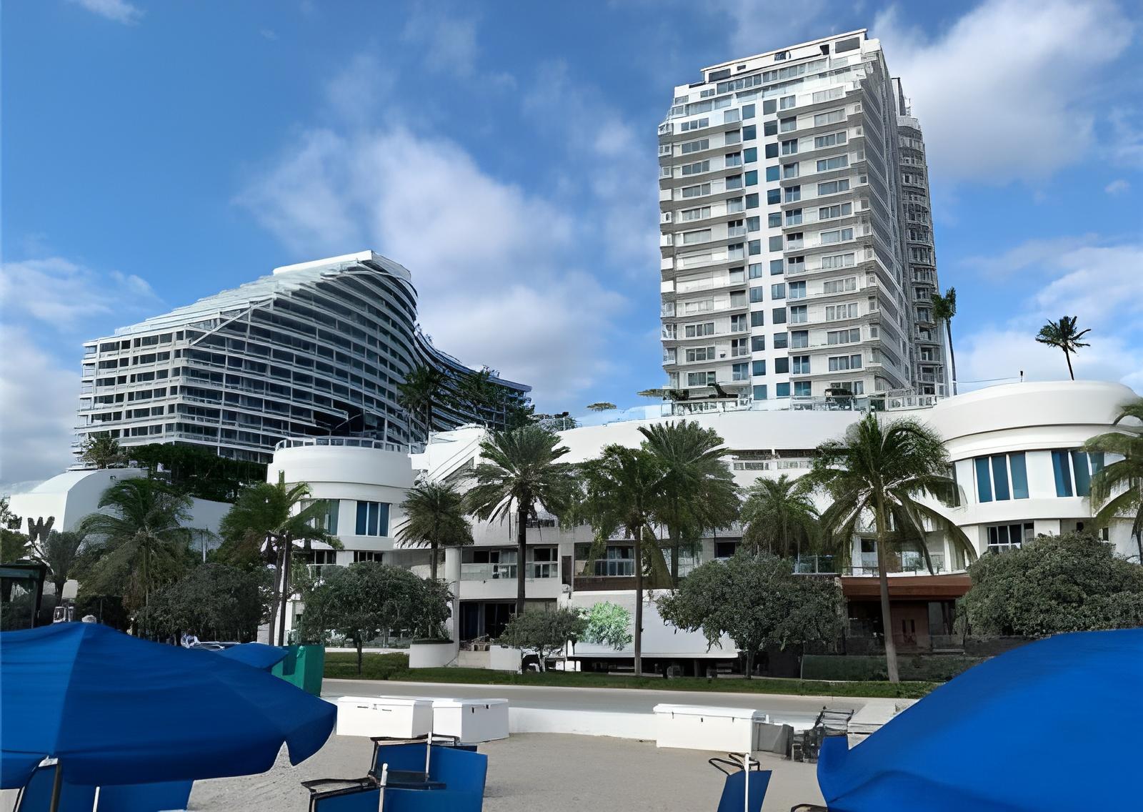 Ft. Lauderdale, condo-hotel, częściowy widok na ocean